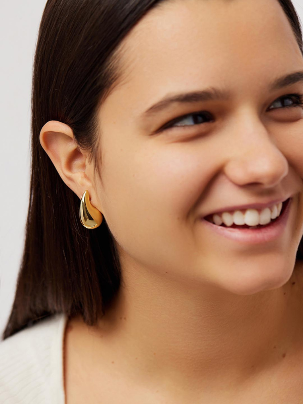 PENDIENTES GOTA ESCULTURAL