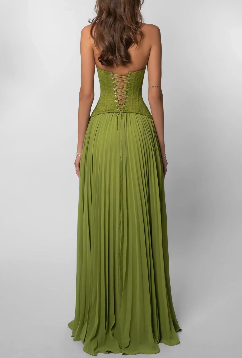 ALBA - VESTIDO VERDE OLIVA CON CORSE TEXTURIZADO